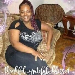 Meet your Posher, Linda